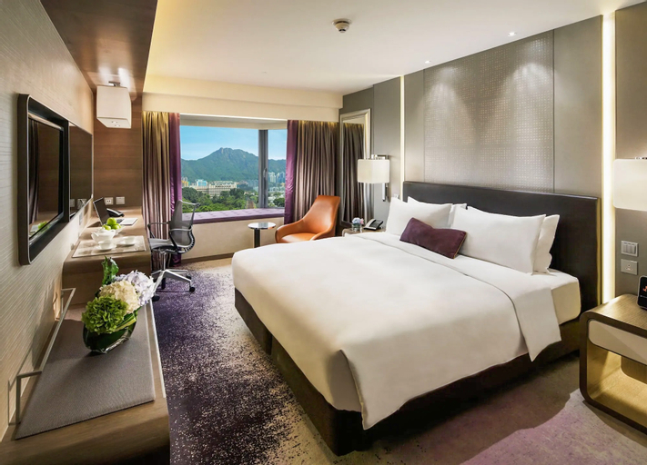 Bedroom 4, Royal Plaza Hotel, Kowloon