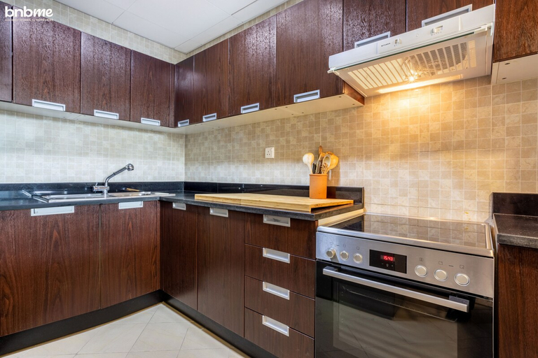 Others 5, bnbme | The Medalist | 1 BDR, Dubai