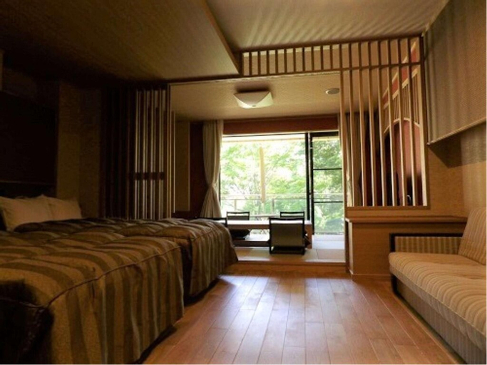 Izu Kogen Hotel Five Stars, Itō