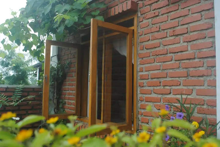 Exterior & Views 3, Villa Lira - Buah Batu Bandung, Bandung