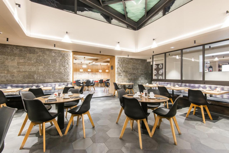 Food & Drinks 5, Chalet Hotel Prieure, Haute-Savoie