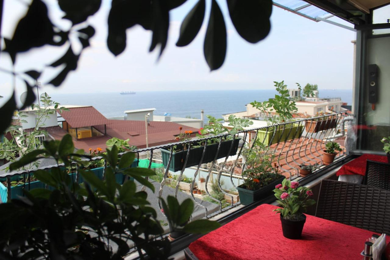 Others 5, Stanpolihostel, Fatih