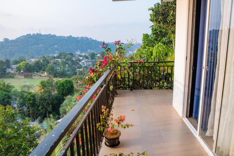 Others 4, Sky Edge Homestay, K.F.G. & G. Korale