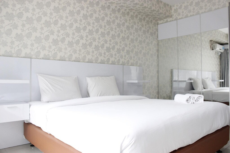 Bedroom 3, Relaxing Studio at Beverly Dago Apt By Travelio, Bandung