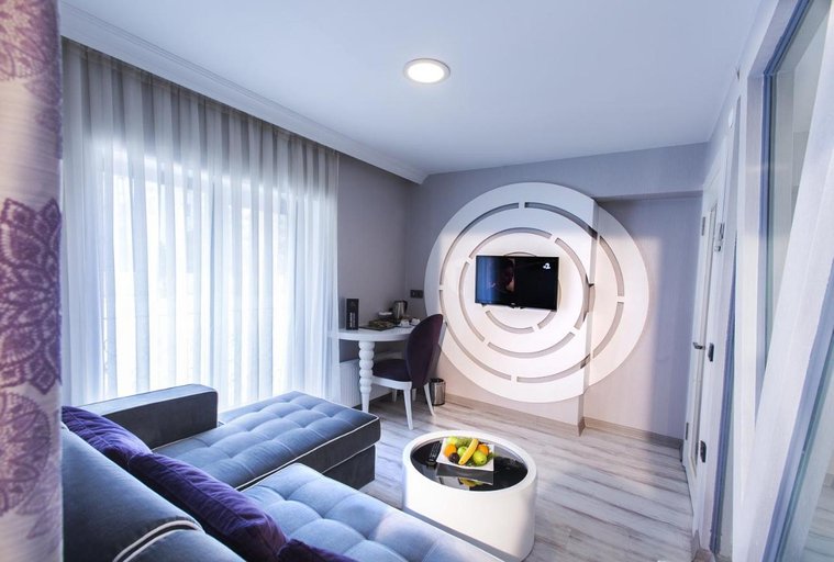 Others 3, Demonti Hotel, Çankaya