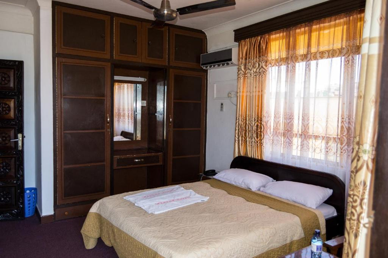 Bedroom 5, Manson Hotel, Mvita