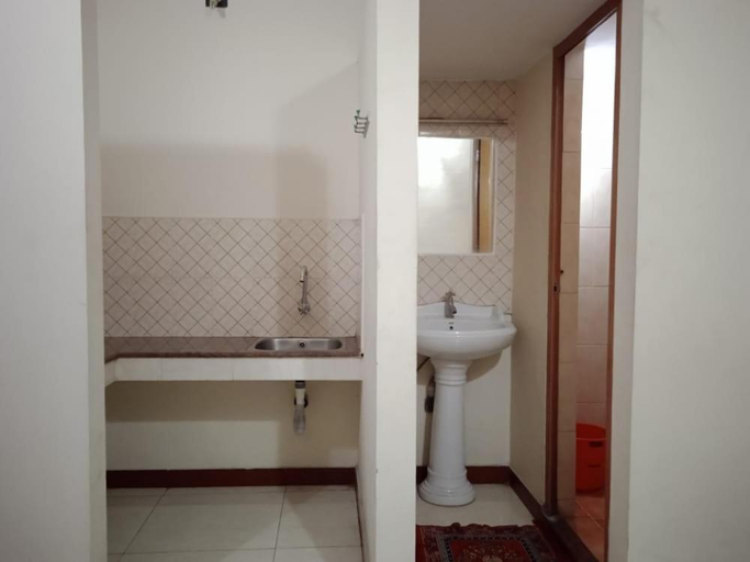 Bathroom, Jinan city centre, Ernakulam