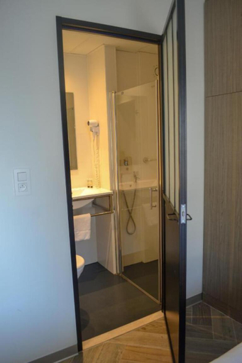 Bathroom 3, Hotel Sandeshoved Zeedijk, West-Vlaanderen