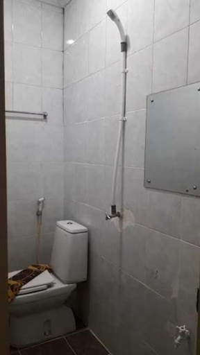 Bathroom, EXPRESS O 91674 Penginapan Bm Prima, Bengkalis