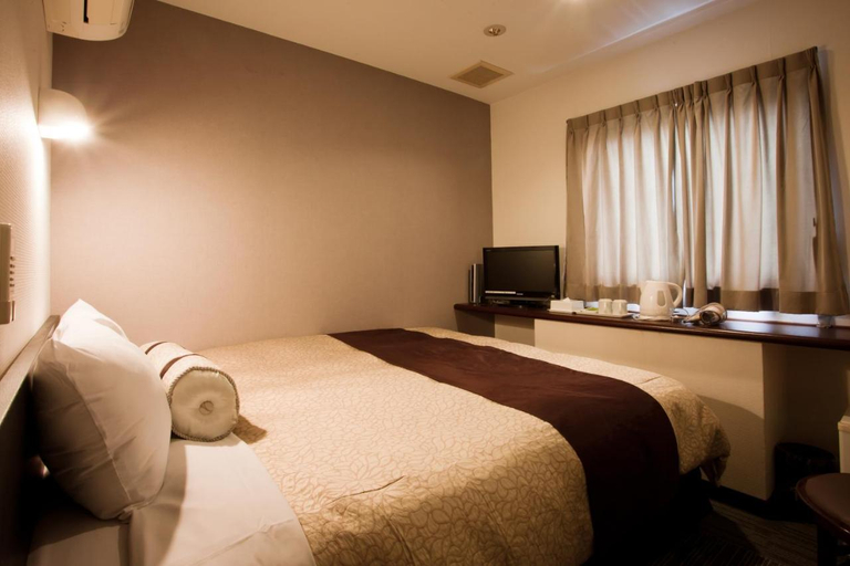 Bedroom 5, Kakegawa Station Hotel, Kakegawa