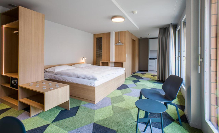 Bedroom 1, The Lab Hotel & Apartments, Thun