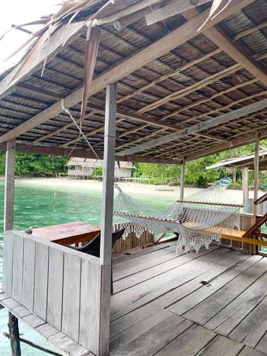 Sport & Beauty 5, Gibran Dive Guest House, Raja Ampat