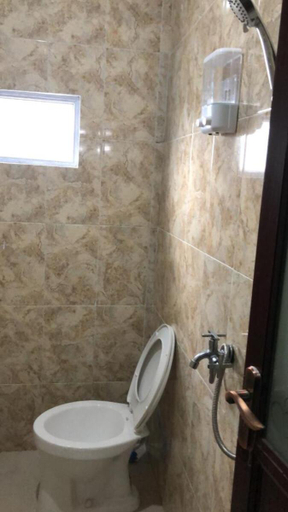 Bathroom, Guest house Cemara, Probolinggo
