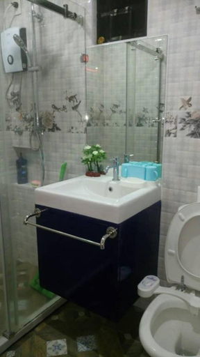 Bathroom, Tagaytay Suite 2, Tagaytay City