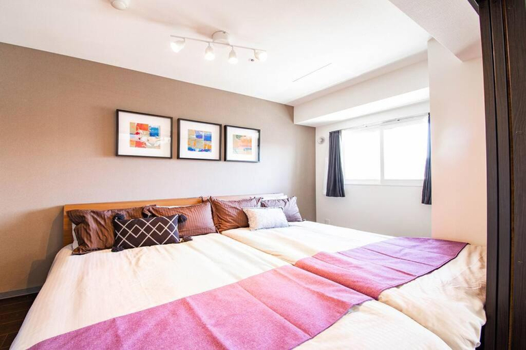 Bedroom 2, Gift, Otaru