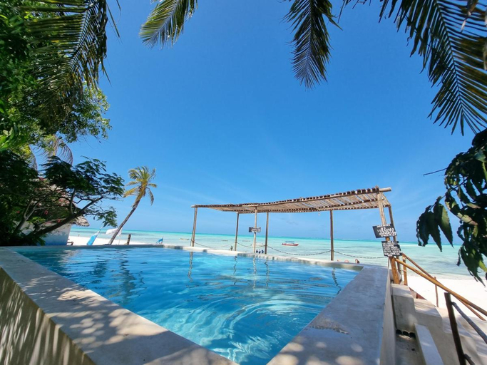 Sport & Beauty, Red Monkey Beach Lodge, Kusini
