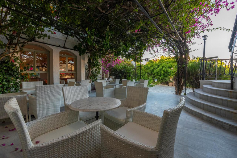 Food & Drinks 4, Skala Hotel, Ionian Islands