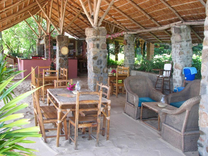 Food & Drinks 5, Nkhudzi Beach Lodge, Lake Malawi