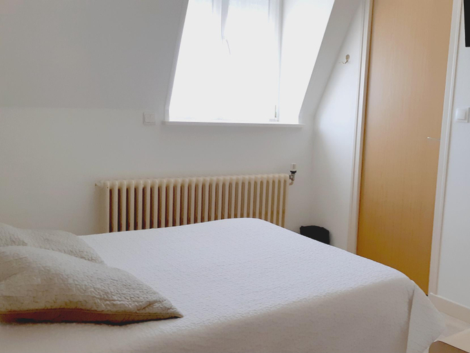 Bedroom 2, Logis Hotel & Restaurant Arcombelle, Haute-Marne