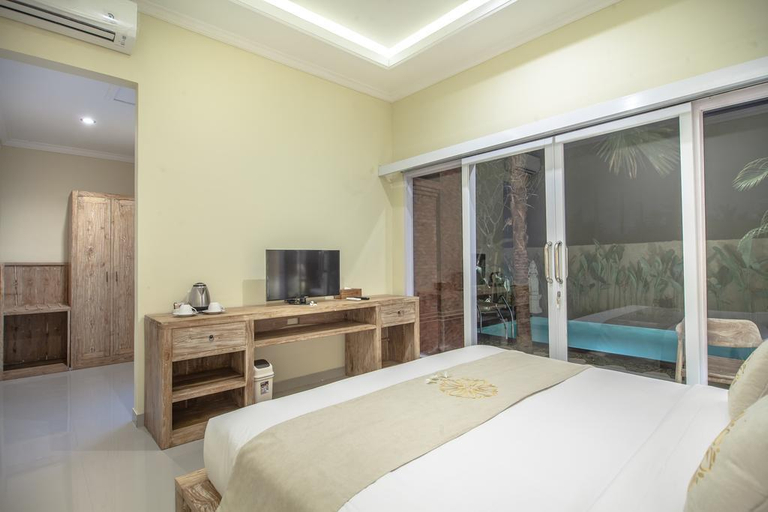 Bedroom 5, Beautiful 1 BR Superior Room Shared Pool REV24, Gianyar