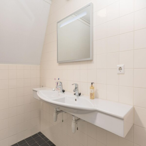 Bathroom, Holiday Home in Volendam near Marina, Edam-Volendam