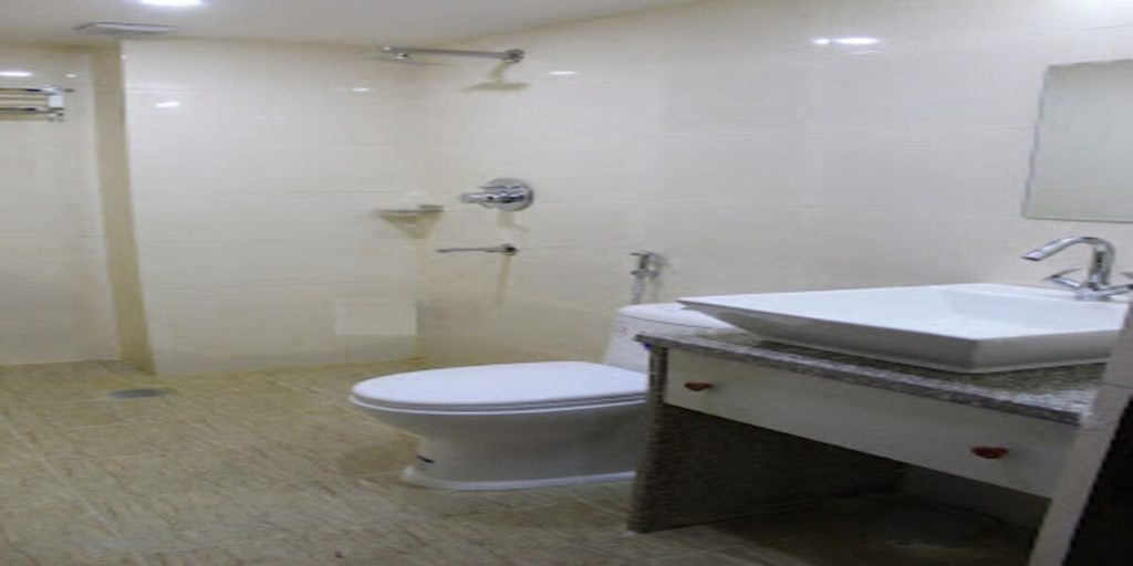 Bathroom, MeroStay 021 Hotel Ganga Sagar, Bagmati