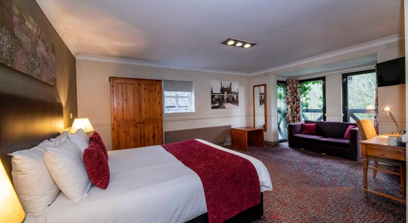 Bedroom 2, Old Mill Hotel by Good Night Inns, Warwickshire