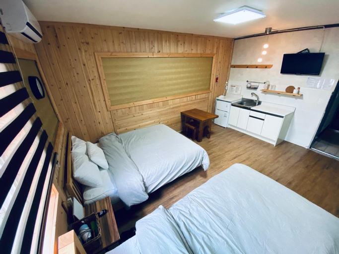 Bedroom 2, Smile Resort, Wiset Chai Chan