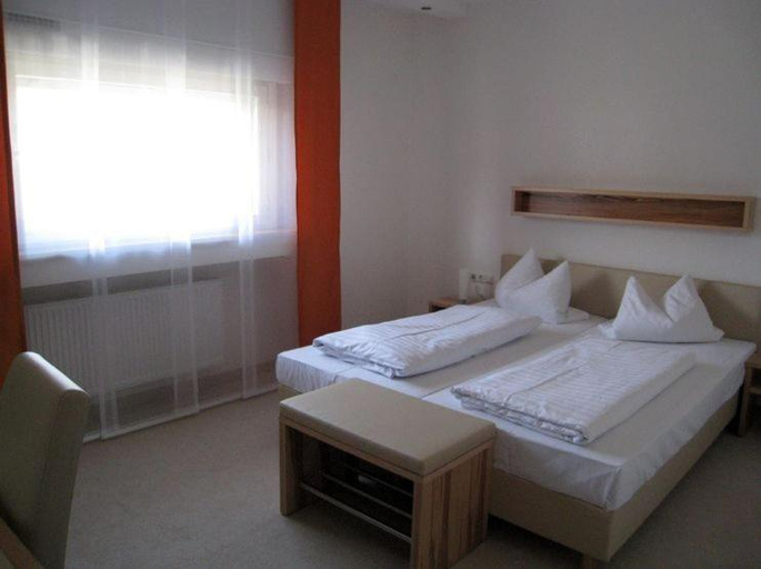 Bedroom 1, Hotel Barbarina, Tübingen