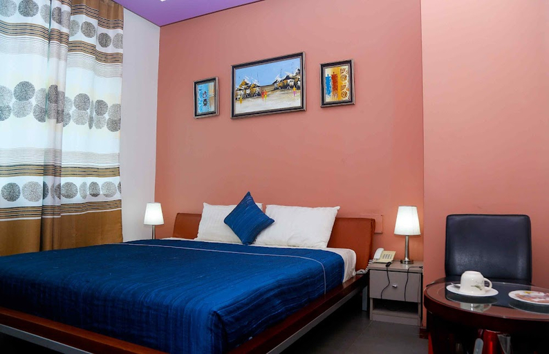 Bedroom 5, Maxlot Hotel, Accra
