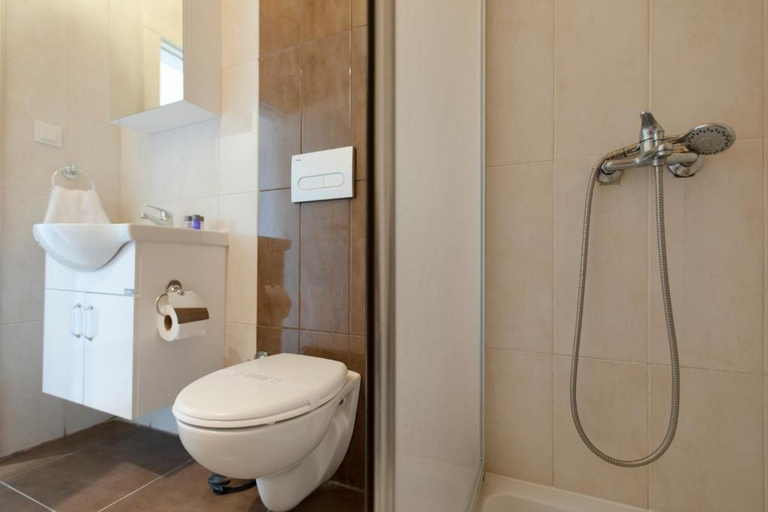 Bathroom 4, AEGEAN Apartments - Marina & Chios Island View, Çeşme
