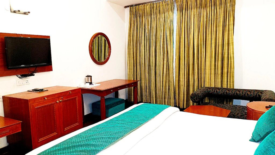 Bedroom 4, Jai Ma Inn Hotel, Reasi
