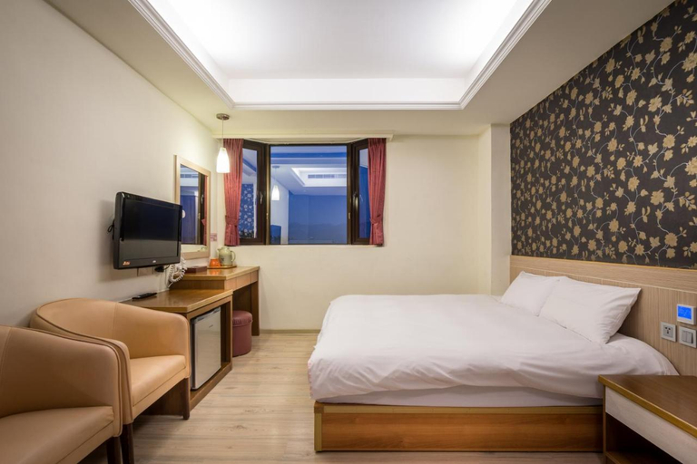 Bedroom 3, Yadi Hotel, Nantou