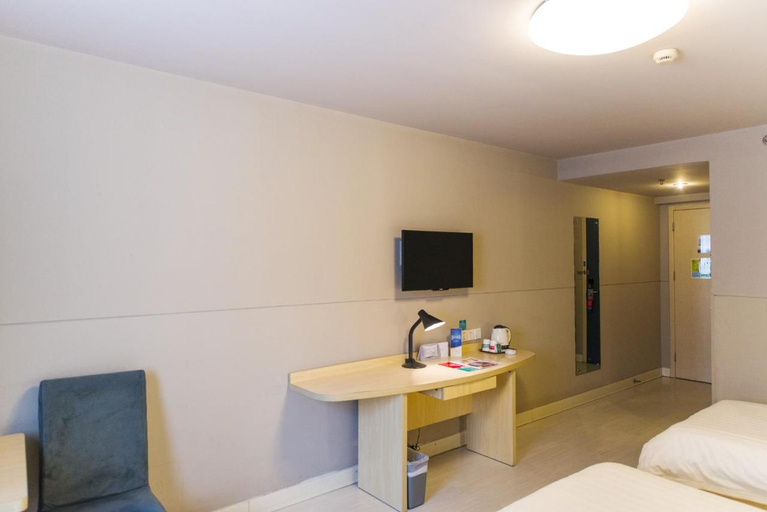 Bedroom 2, Jinjiang Inn Select Nanjing Getang Subwa Station M, Nanjing