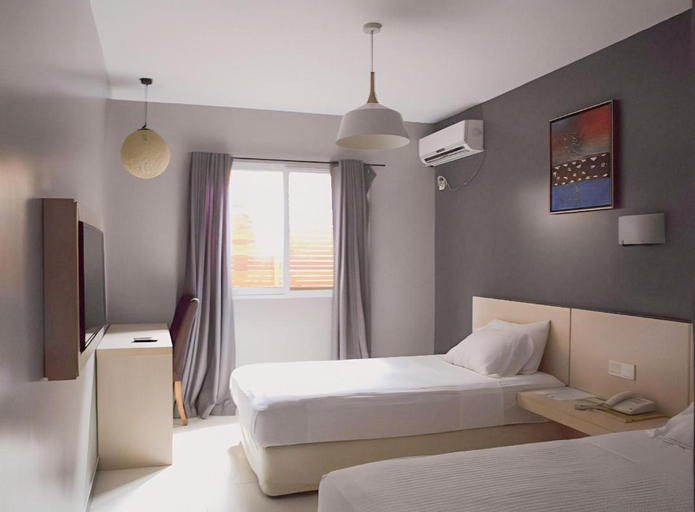 Bedroom 3, The Shady Rest Hotel, National Capital District