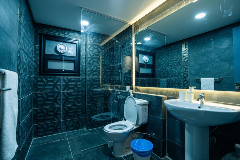 Bathroom 3, Travelholic inn New Cairo, New Cairo 1