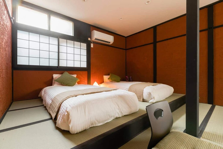 Bedroom 5, Onjuku Nakaz I, Osaka