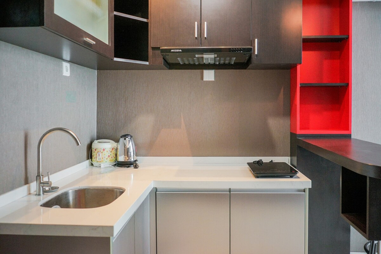 Others 4, Modern Design 1BR Apartment at Brooklyn Alam Sutera By Travelio, Tangerang