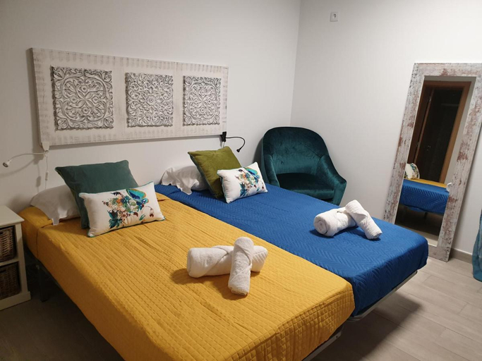 Bedroom 3, Lisbon Hostel Terminal 4, Lisbon