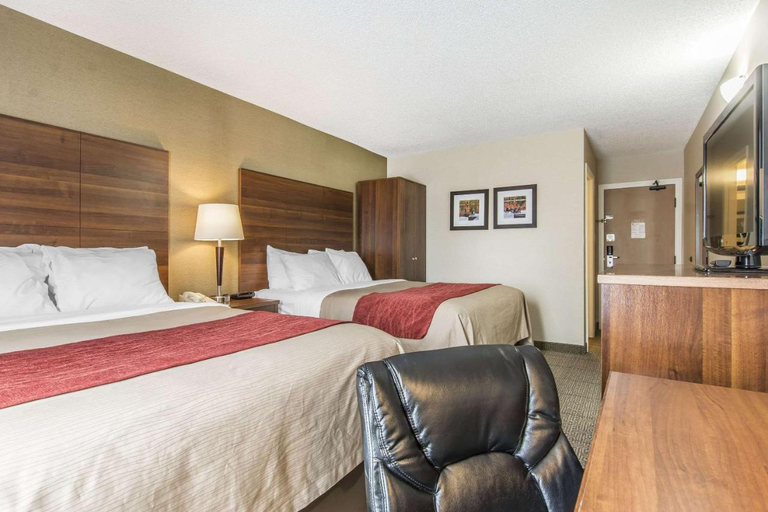 Bedroom 5, Comfort Inn Sydney - Cape Breton, Cape Breton
