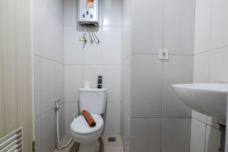 Bedroom 4, Comfy And Modern 2Br Grand Kamala Lagoon Apartment, Bekasi