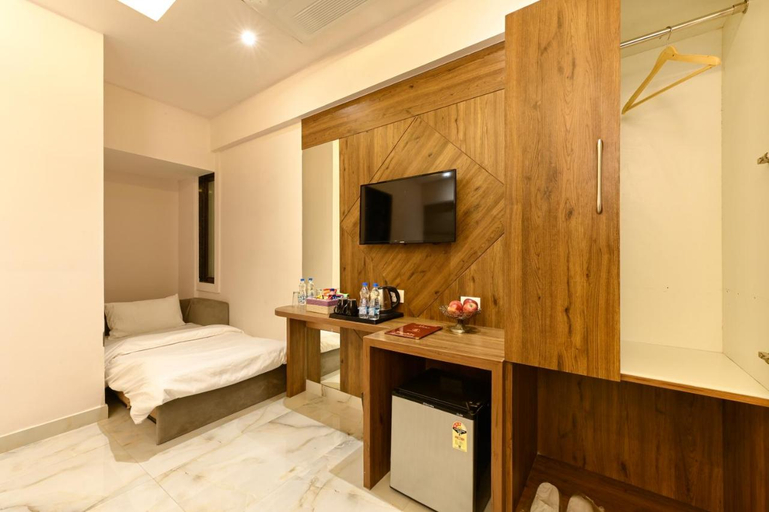 Bedroom 2, Hotel Avalon Palms Agra, Agra