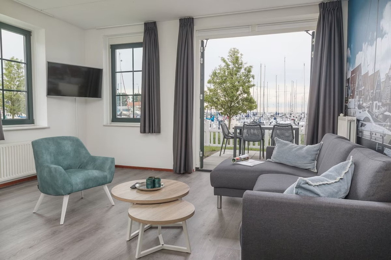 Others 4, House in Volendam with Marina View, Edam-Volendam