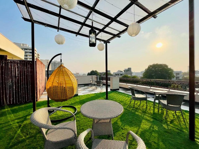 Others 1, BluO Studio1 Golf Course Road, Gym, Balcony Garden, Gurgaon