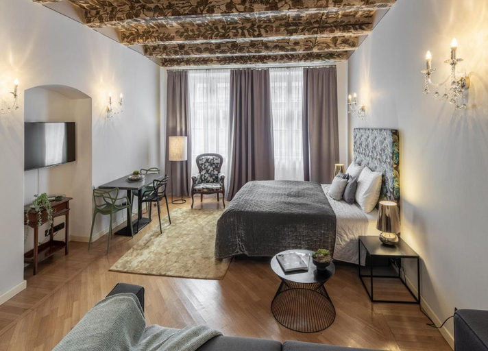Bedroom 3, Chateau 9 Apartments by Adrez Living, Praha 1