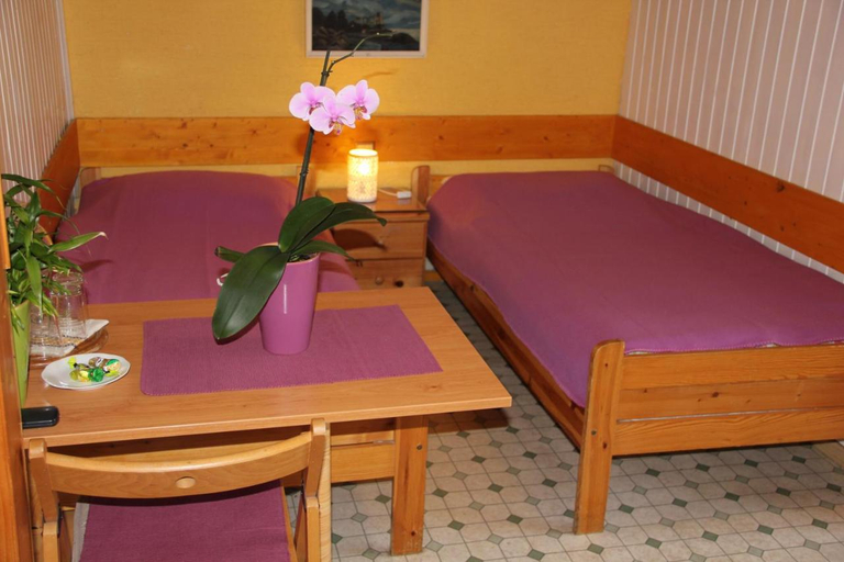 Bedroom 4, Mekina Guesthouse, Maribor