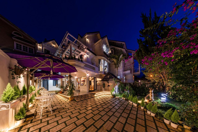 Exterior & Views, Dalat Hoa Nang Hotel, Đà Lạt