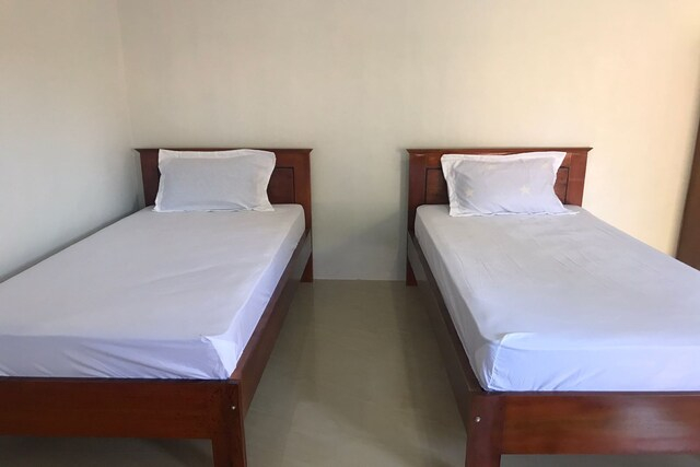 Bedroom 3, OYO 92603 Lidya Homestay, West Manggarai