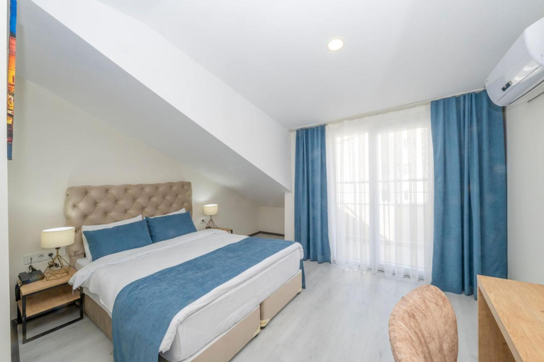 Bedroom 3, Glori̇a Ai̇rport Hotel, Arnavutkoy