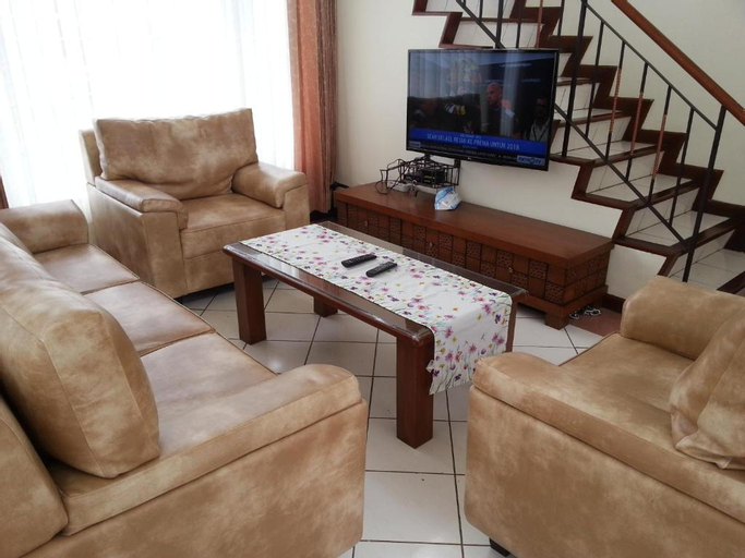 Others 5, VILLA 5CEMARA, Bandung